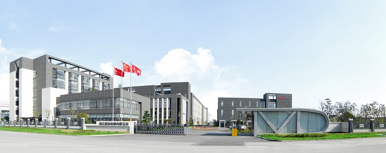 9、2011年10月鼎美新工業(yè)園建成